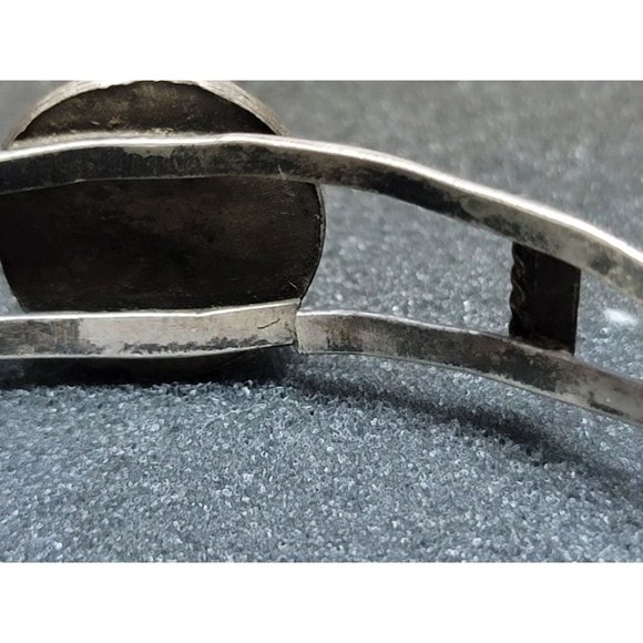 Vintage Sterling Silver/Coral Cuff Bracelet Native American Made - Picture 3 of 3